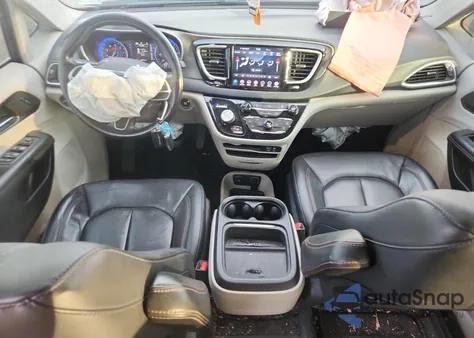 2020 Chrysler Pacifica Touring L z USA, uszkodzony, nr VIN 2C4RC1BG9LR192754